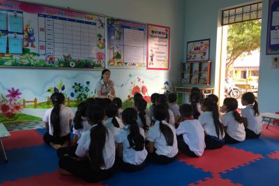 Sinh hoạt chuyên môn khối thi đua