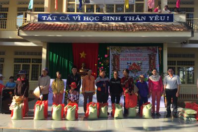 “Ngày Tết quê em” và “Tết sum vầy”